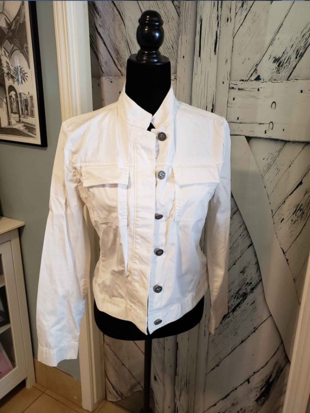 ⭐️ Gap White Jean Jacket Size Small - Picture 5 of 8